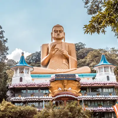 Sri Lanka turu, Dambulla Golden Temple altın Buda heykeli