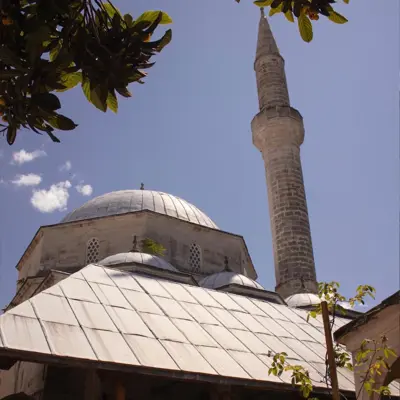 Balkan turu, Saraybosna Gazi Hüsrev Bey Camii ve minaresi