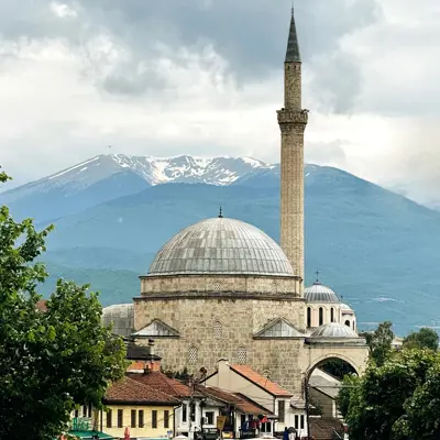 Bosna Hersek turu, Mostar Ayvaz Dede Camii ve dağ manzarası