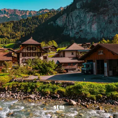 İsviçre turu, Appenzell Alpleri dağ vadisi ve geleneksel evler