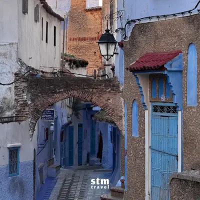 Fas turu, Chefchaouen Mavi Şehri sokakları ve geleneksel mimari