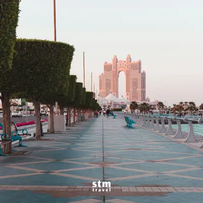 Dubai turu, Atlantis The Palm mimarisi ve sahil promenadı