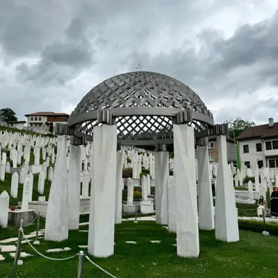 Bosna Hersek turu, Saraybosna Şehitler Anıtı